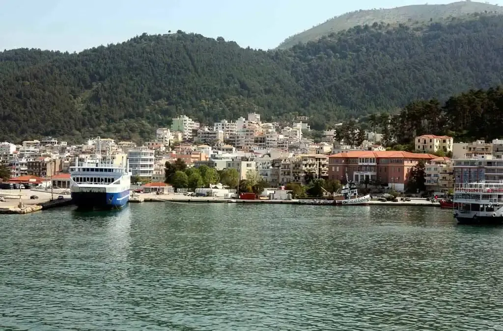 Ηγουμενίτσα, Πάτρα και Αστακός: Η μάχη των λιμανιών για τον ενεργειακό κόμβο του Ιονίου