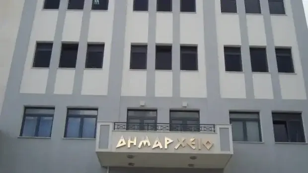 Ακυρώθηκε η απόφαση για οδήγηση 13 οχημάτων και μηχανημάτων του Δήμου Ηγουμενίτσας από αντιδήμαρχο