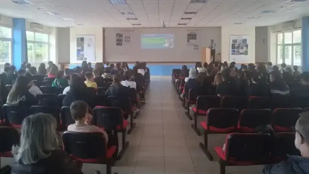 Αστυνομία Ηπείρου: Ενημέρωση 140 μαθητών στο Θεσπρωτικό για τη σχολική βία και τον εκφοβισμό