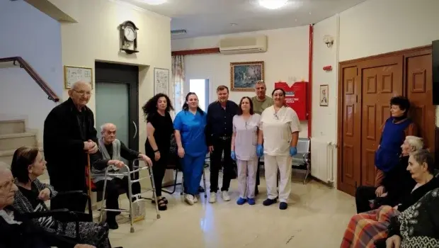 Δήμος Φιλιατών: Επίσκεψη του Δημάρχου στο Γηροκομείο για την Παγκόσμια Ημέρα Ηλικιωμένων