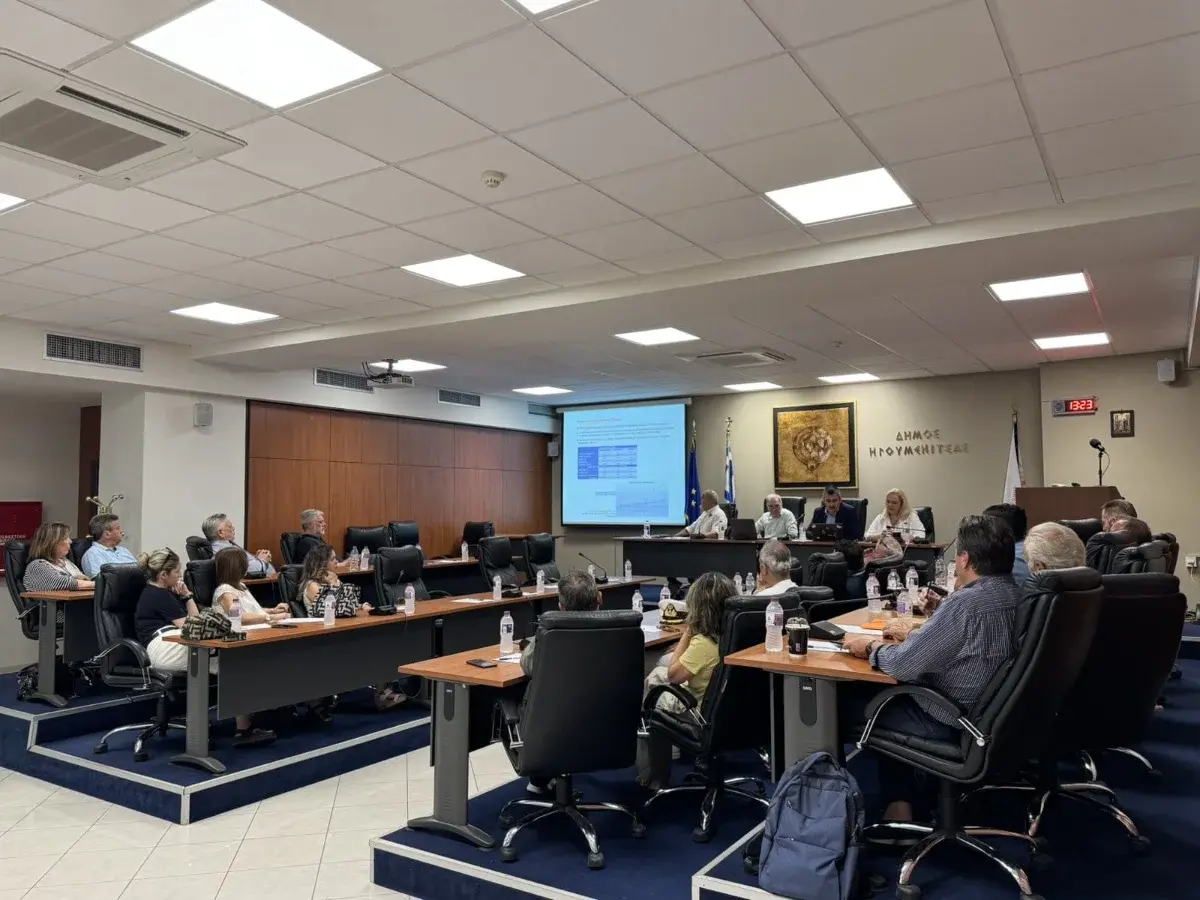 Διάβρωση στο Δρέπανο: Τα 4 αίτια που «εξαφανίζουν» την παραλία και το σχέδιο διάσωσης
