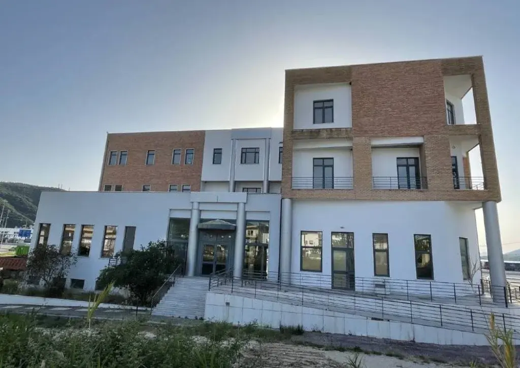 Φιλιάτες: Ποινή για ενδοοικογενειακή απειλή μετά από πυροβολισμό έξω από σπίτι