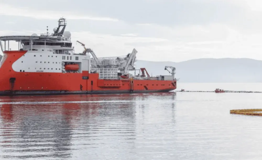 Διασύνδεση Θεσπρωτίας – Ιταλίας: Εκτοξεύεται το κόστος και μετατίθεται για το 2033 το ενεργειακό έργο