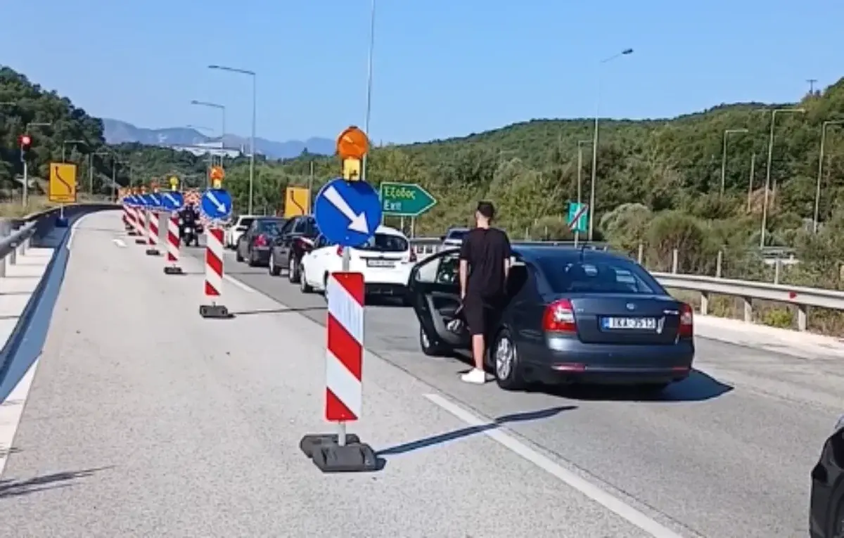 Κυκλοφοριακό χάος στην Εγνατία Οδό: Μικροατύχημα προκάλεσε τεράστιες ουρές