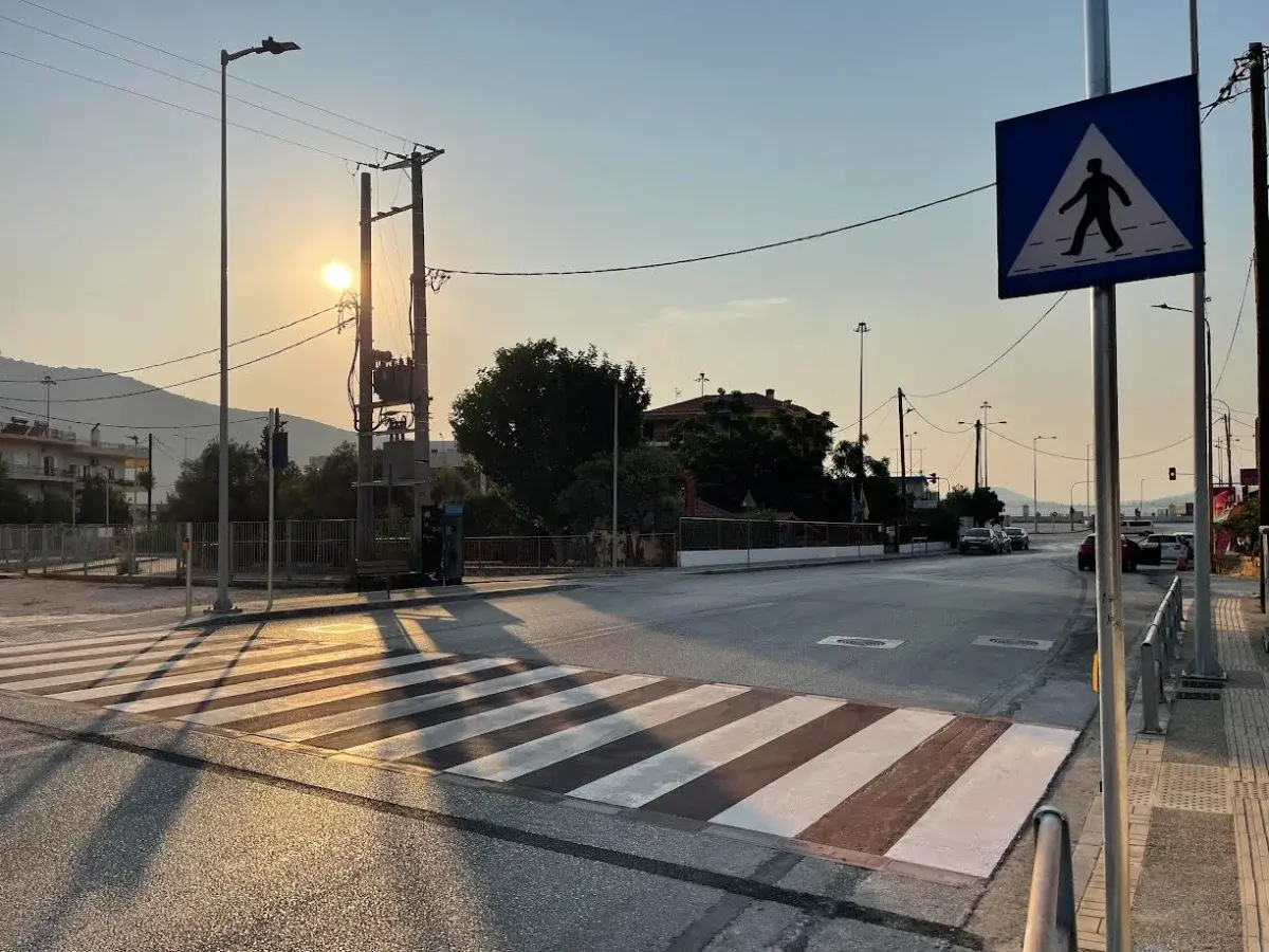 Οδική ασφάλεια: Σε λειτουργία οι πρώτες έξυπνες διαβάσεις πεζών στην Ηγουμενίτσα