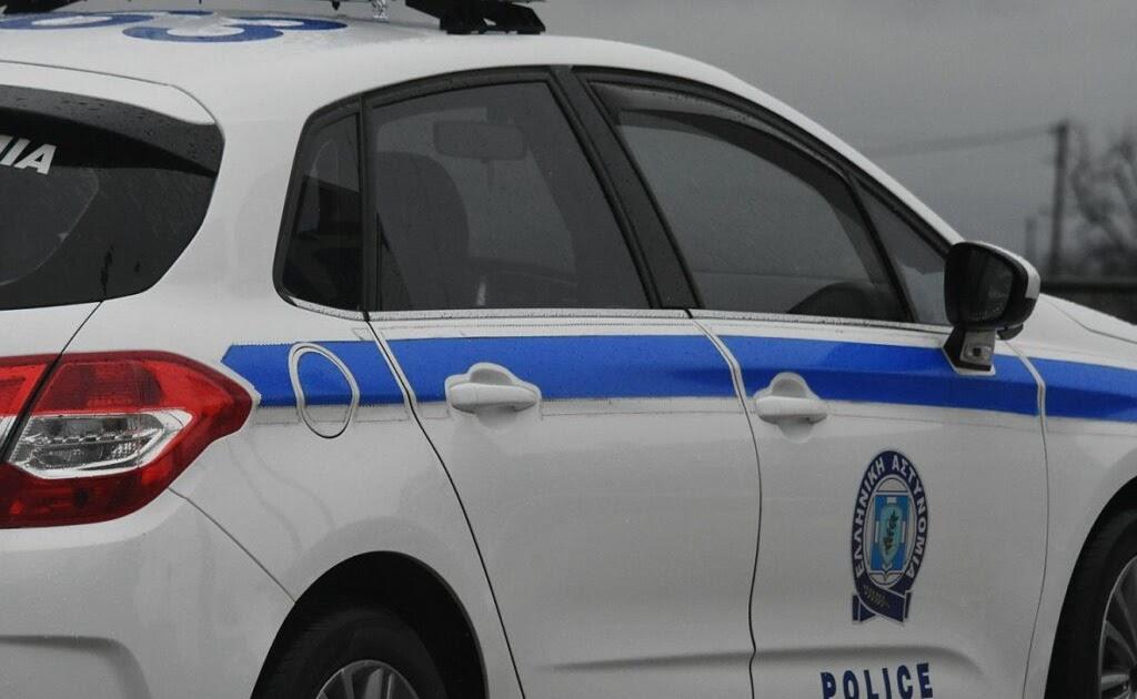 Ηγουμενίτσα: Συνελήφθη με 3 μαχαίρια