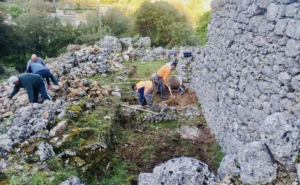 Ξεκίνησαν οι εργασίες αναστήλωσης για τα ιστορικά μνημεία του Σουλίου
