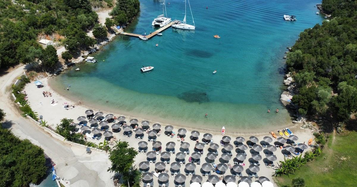 Karvouno Beach Bar & Restaurant: Η απόλυτη καλοκαιρινή εμπειρία στα Σύβοτα