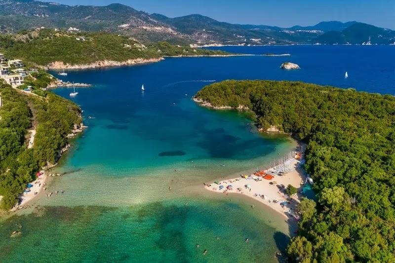 Σύβοτα: Ανακαλύψτε την ελληνική «Καραϊβική» και τις παραδεισένιες παραλίες τους