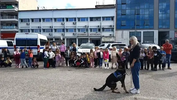 Στο Αστυνομικό Μέγαρο Θεσπρωτίας 40 μαθητές του 2ου Δημοτικού Σχολείου Ηγουμενίτσας