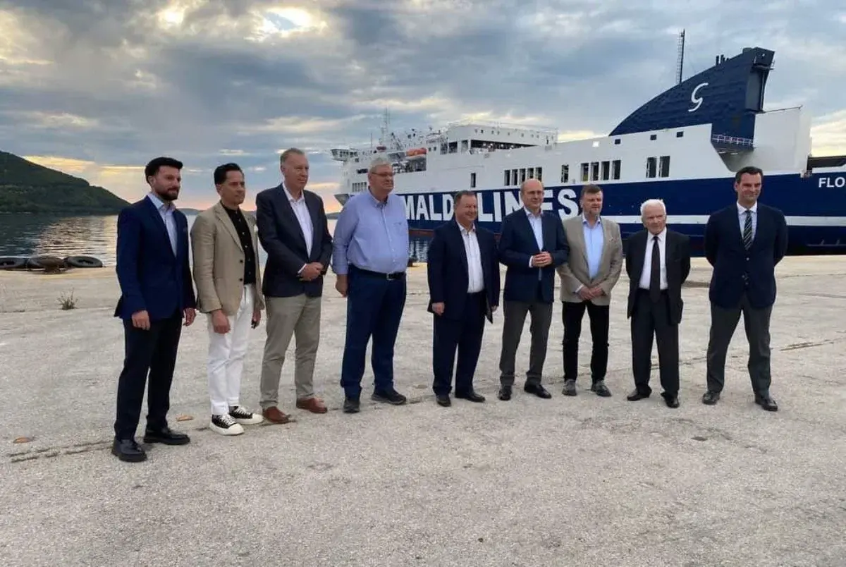 Σφοδρή επίθεση Μπέζα στον Χατζηδάκη για την «ξενοδοχοποίηση» της Ηγουμενίτσας