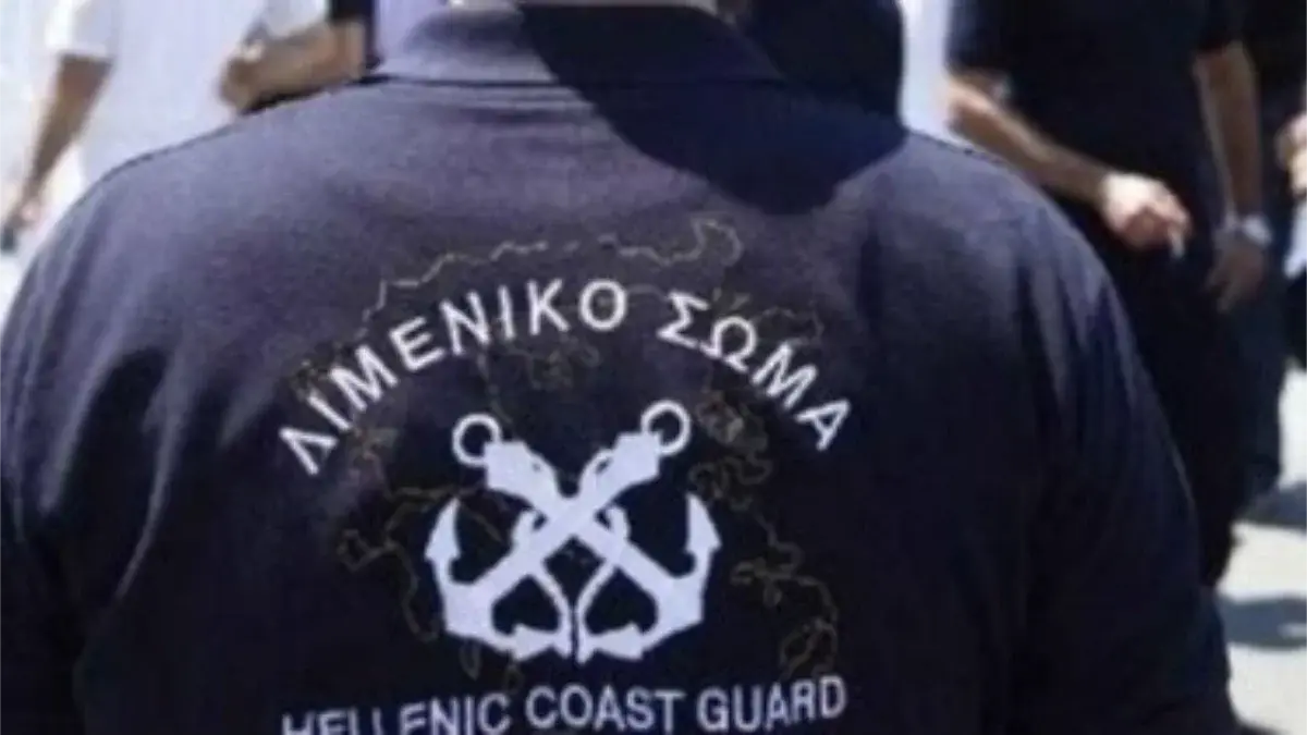Κίνδυνος για τους λιμενικούς: Μεταγωγές κρατουμένων με ακατάλληλα οχήματα
