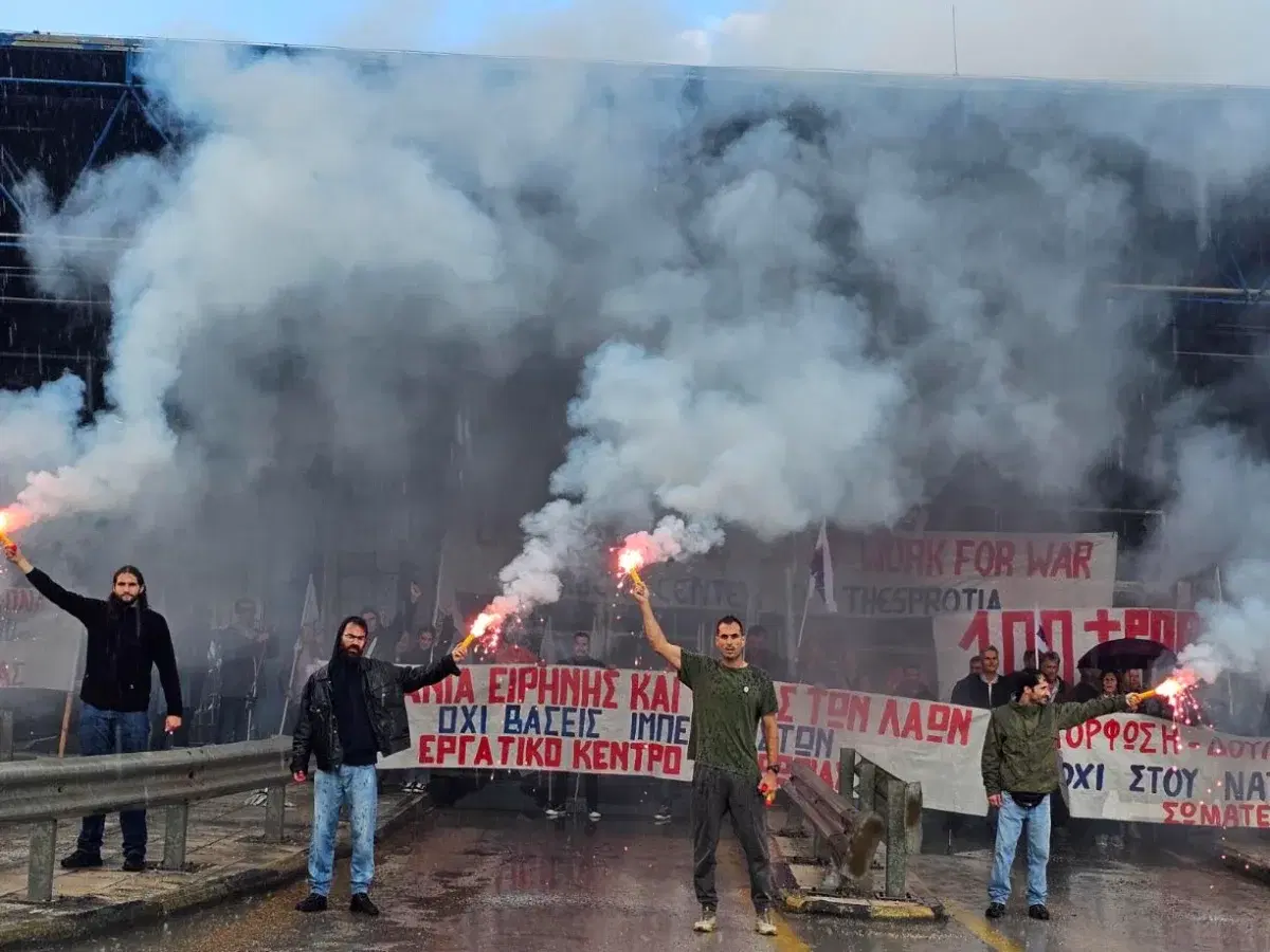 «Δεν δουλεύουμε για τον πόλεμο» – Απεργιακή συγκέντρωση στο λιμάνι της Ηγουμενίτσας