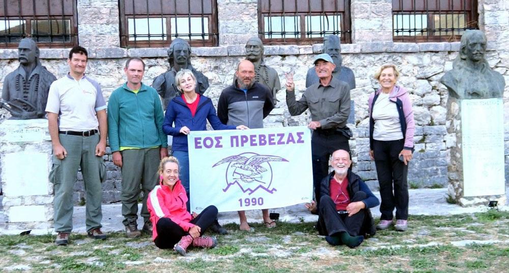Σούλι – Ζάλογγο: Εγκαινιάστηκε το νέο ιστορικό μονοπάτι από τον ΕΟΣ Πρέβεζας